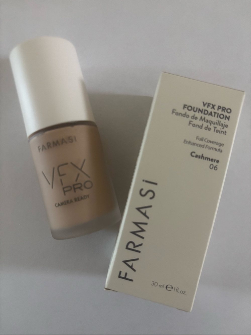 Farmasi VFX Pro Foundation - Cashmere 06 (Beige)